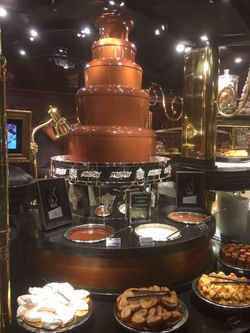 Grands Buffets Hebergement Chambre Narbonne Ngoại thất bức ảnh