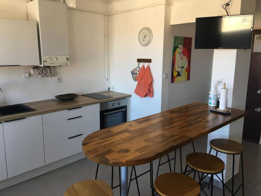 Grands Buffets Hebergement Chambre Narbonne Ngoại thất bức ảnh